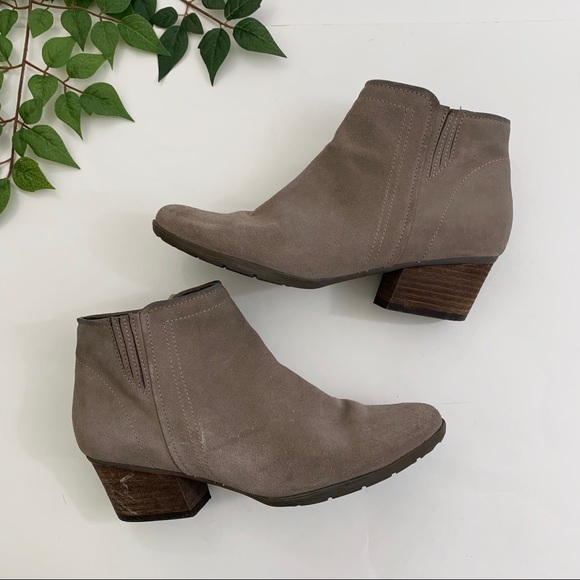 blondo taupe booties